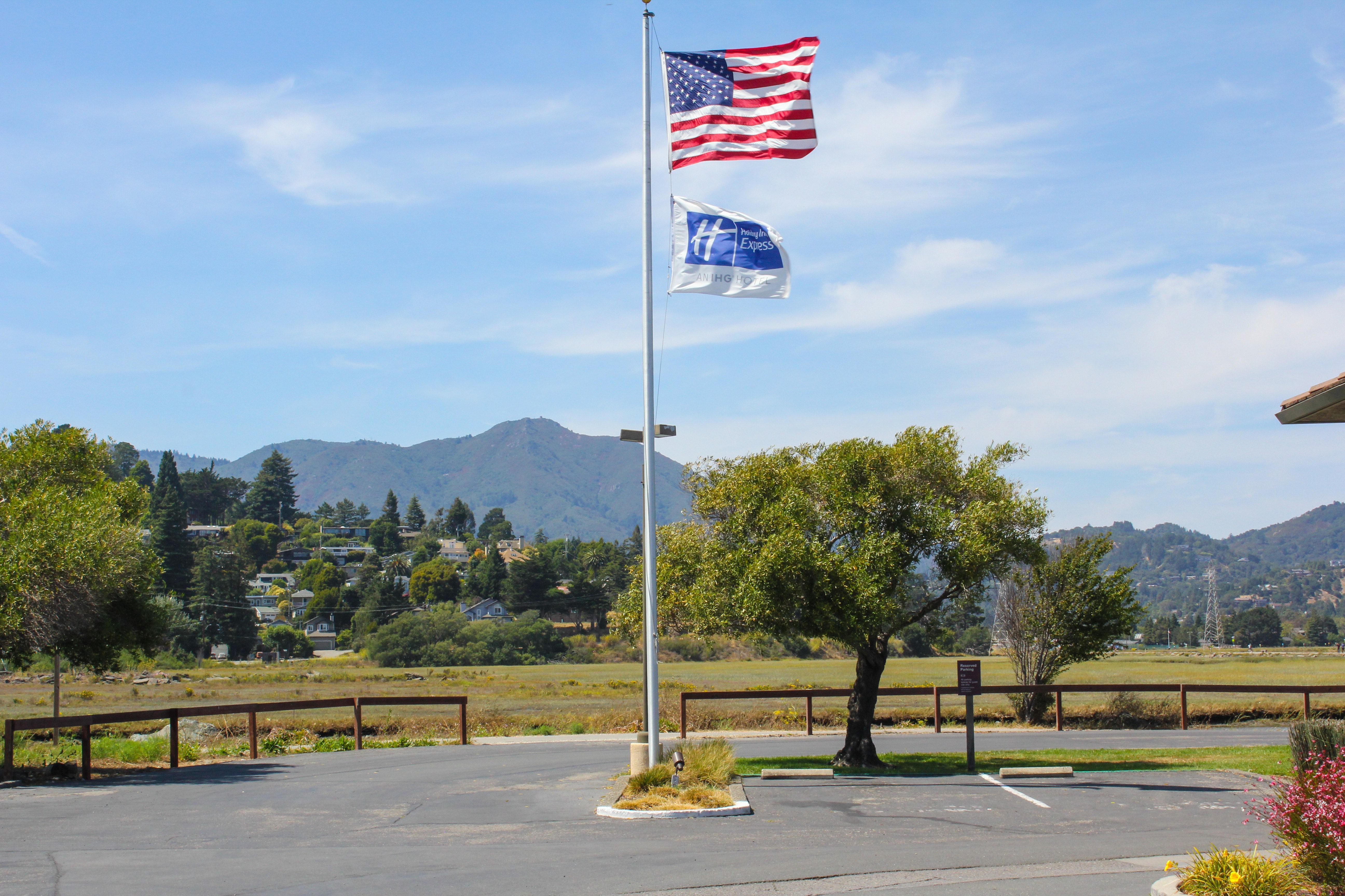 Holiday Inn Express Mill Valley San Francisco Area, An Ihg Hotel Exterior photo